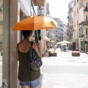 Baixada de les temperatures- Les màximes van baixar ahir a les comarques lleidatanes i la temperatura més alta va ser de 37,7 graus a Lleida, Tremp i Sant Romà d’Abella. Malgrat aquesta petita treva, tornarà a pujar a partir d’avui i durant el cap de setmana, segons el Meteocat. - PAU PASCUAL PRAT