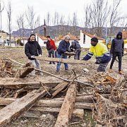 Els primers treballs a la zona dels bungalous, el març de l’any passat. - JORDI ECHEVARRIA