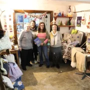 Botiga solidària a Rialp per contribuir a La Marató amb la venda d’artesania. - AJUNTAMENT DE VALLBONA DE LES MONGES