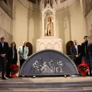 El relleu es va presentar ahir a Sant Joan, en un acte que va comptar amb la presència d’autoritats com el bisbe de Lleida, Daniel Palau. - Ò. CABEROL