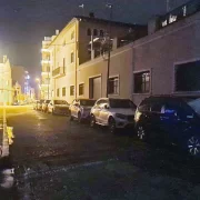 Un tram de la ronda Sant Pere, sense llum la nit de diumenge passat. - J. GÓMEZ