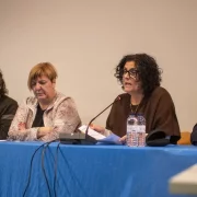 Olivart va intervenir entre la resta de regidors, que li van mostrar suport i van evidenciar la seua tristesa. - PAU PASCUAL PRAT