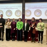 Les persones premiades, amb les autoritats en l’acte d’entrega dels premis de la Universitat de Lleida. - PREMSA UDL