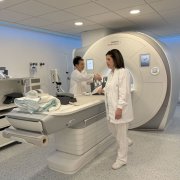 L’equip de ressonància magnètica, a l’hospital de Tremp. - MARTA LLUVICH/ACN