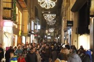 El Eix Comercial de Lleida estuvo ayer de lo más concurrido