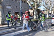 Els escolars van cobrir tres rutes en la primera jornada de l’activitat ciclista.