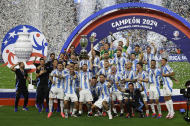 Els jugadors de l’Argentina celebren el triomf a la Copa Amèrica.