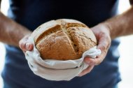 Congelar el pan de manera adecuada es esencial para conservar su sabor y textura,