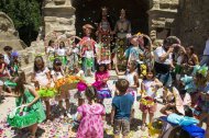 La festa va reunir els enramaires, gegants, les Arquets de Tàrrega i la Cobla Vents de Riella. - LAIA PEDRÓS