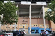 Una vista general de la façana principal del Camp d’Esports. - AMADO FORROLLA