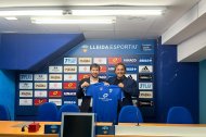 Marc Torres y Ramon Soler, con la camiseta de la presente campaña.
