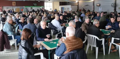 El local social de la partida de Rufea, a l’Horta de Lleida, va acollir ahir aquest primer campionat. - ACN