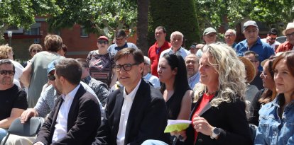 El president de la Generalitat i primer secretari del PSC, Salvador Illa, i la secretària general del Grup Socialista al Congrés dels Diputats, Montse Mínguez, a la Festa de la Rosa del Vallès Oriental i Moianès, a Montmeló.