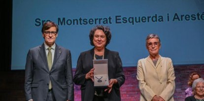 L'acte d'entrega de la medalla al mèrit sanitari a la doctora Montserrat Esquerda.