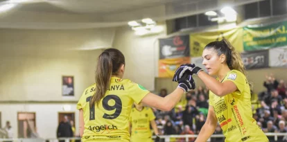 Elsa Salvanyà i Aina Florenza van firmar els set gols que el Vila-sana li va endossar al Trissino. - CLARA LIÁÑEZ