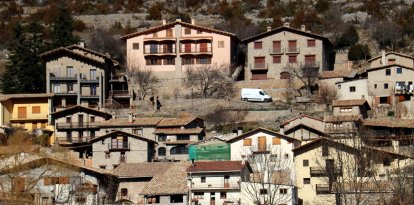 El municipi de Gósol, de poc més de 200 habitants, és l'únic de la comarca del Berguedà que pertany a la província de Lleida.