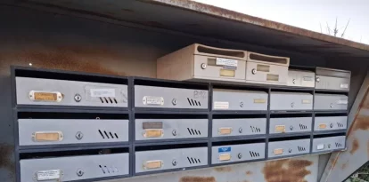 Bústies de la partida de Grealó que sí que estan retolades. - AV HORTA SUD