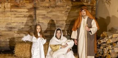 Quatre dels més de 85 figurants del pessebre vivent de Lleida. - JORDI ECHEVARRIA