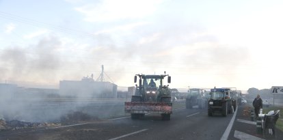 La concentració a l'A-2 a Fondarella aquest divendres al matí.