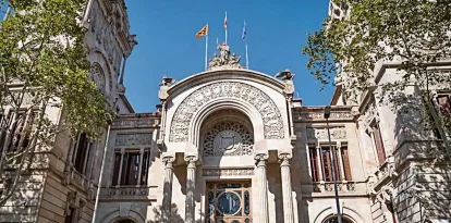 La seu del TSJC es troba a Barcelona.