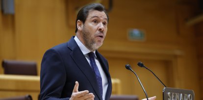 El ministro de Transportes, Óscar Puente, comparece en el Senado a petición del PP para dar cuenta de los accidentes ferroviarios en Adamuz y Gelida.