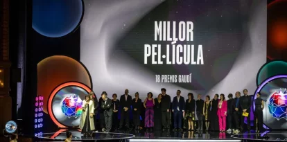 Millor pel·lícula amb accent pallarès. L’elenc de ‘Frontera’, que s’ha rodat al Pallars, després de ser reconeguda com a millor film. La cineasta Judith Colell és també la directora de l’Acadèmia del Cinema Català. - ACN