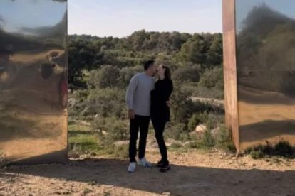 Escapada entre viñedos: Xavi Hernández y su familia disfrutan en tierras de Lleida