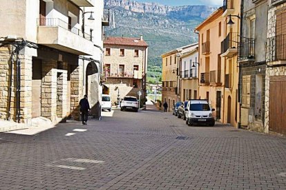 Vista general del poble d’Àger, un dels més afectats per la mala gestió d’Elèctrica del Montsec. - E. FARNELL