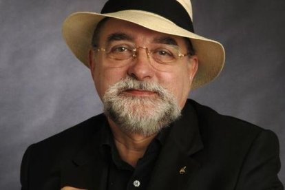 Màrius Carretero, inseparable del seu barret i el seu bastó. - J. BARBERO