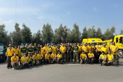 Un nou comboi català surt de Torrefarrera cap a Castella i Lleó per ajudar en els incendis forestals
