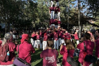 Alpicat. Tradicions i cultura popular dissabte amb els Castellers de Lleida i correfoc amb Lo Sotrac-Diables de Lleida. - JORDI ECHEVARRIA