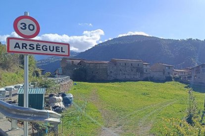 L’ajuntament limitarà la instal·lació de plaques solars a les teulades