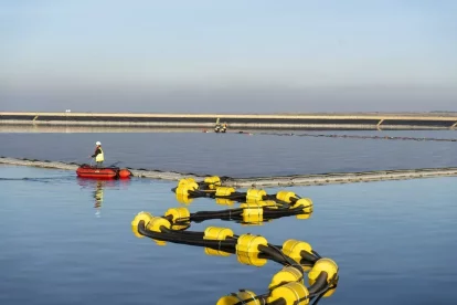 L’empresa porta a terme des de fa uns dies les obres de cablatge del parc solar. - PAU PASCUAL PRAT