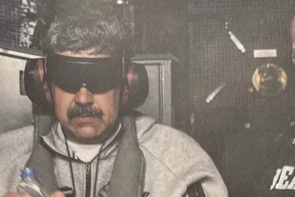 Imatge de Nicolás Maduro detingut en un vaixell militar. - CASA BLANCA