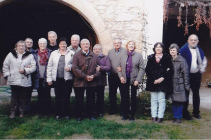 Felicita els teus familiars i amics pel seu aniversari, sant, casament enviant fotos a cercle@segre.com