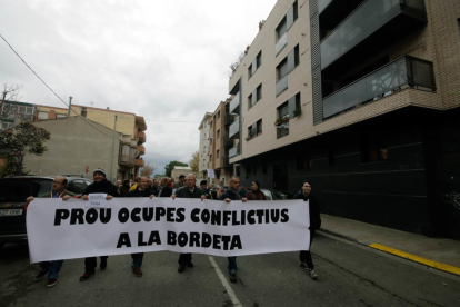 Manifestació a la Bordeta contra els okupes