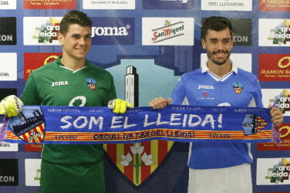 Mateo i Cristian Fernández, ahir durant la seua presentació com a jugadors del Lleida.