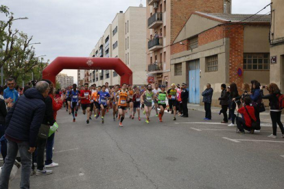 Més de 2.000 corredors van participar en les diferents modalitats que oferia la carrera solidària