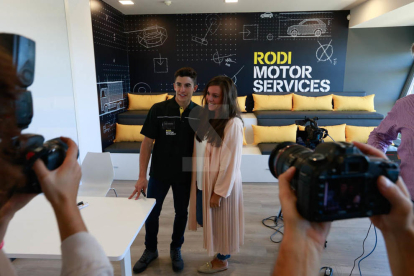 El pilot va fer aquestes declaracions durant la visita a les oficines centrals de Rodi Motor Services, una empresa que li dóna suport des de l'inici de la seua carrera.