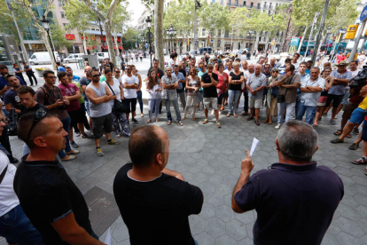 Manifestació del sector de la fruita de pinyol a Barcelona