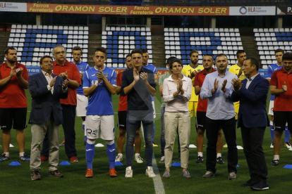 El Camp d'Esports va acollir un emotiu acte en record a l'exfutbolista i exjugador del Lleida.