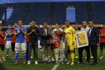 El Camp d'Esports acogió un emotivo acto en recuerdo al exfutbolista y exjugador del Lleida.
