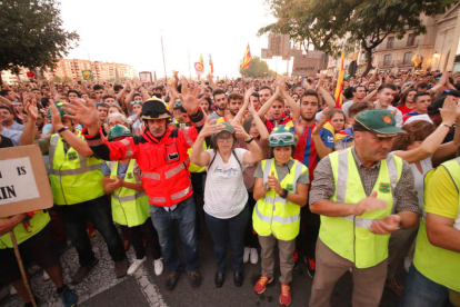 Massiva mobilització a Lleida contra la repressió policial.