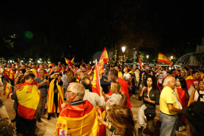 Manifestació a favor de la unitat d'Espanya a la subdelegació