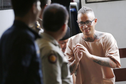 Artur Segarra arriba a una audiència al tribunal penal de Bangkok.
