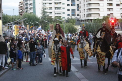 Arribada dels comtes Jaume I d’Aragó i de Cecília de Comenge per obrir les celebracions.