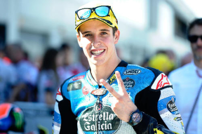 Marc Màrquez, entre Maverick Viñales i Jorge Lorenzo, sortirà des de la primera posició al Gran Premi d’Aragó de MotoGP.