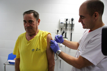Lleida inicia la campanya de la grip amb la previsió de posar unes 80.000 dosis