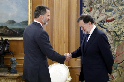 Rajoy va acceptar ahir l’encàrrec de Felip VI de sotmetre’s a la investidura.
