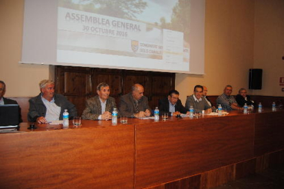 Assemblea general dels regants del Canal d’Urgell, ahir a Mollerussa.